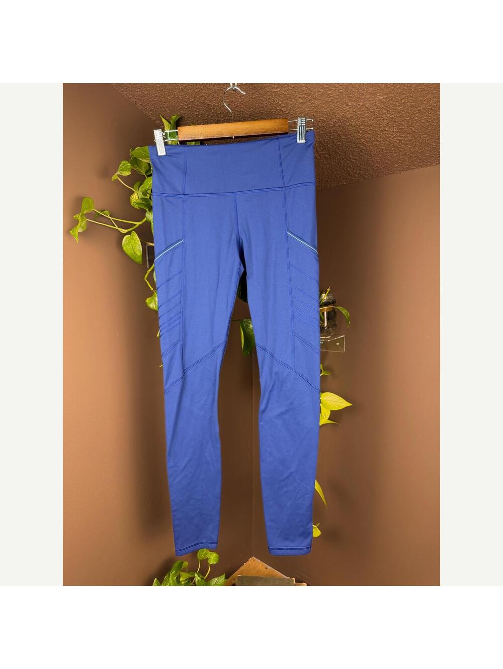 lululemon Speed Up Tight 28” Royal Blue Leggings Sz 6